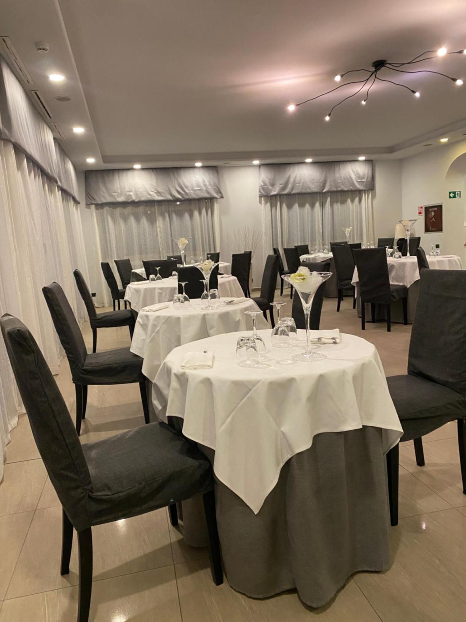 Green Hotel Settimo Torinese Bagian luar foto