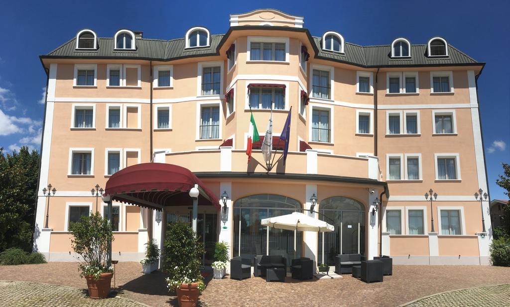 Green Hotel Settimo Torinese Bagian luar foto