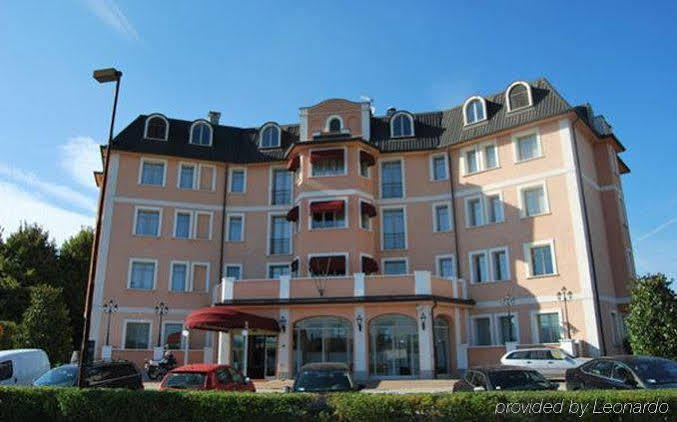 Green Hotel Settimo Torinese Bagian luar foto