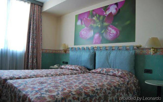 Green Hotel Settimo Torinese Bagian luar foto