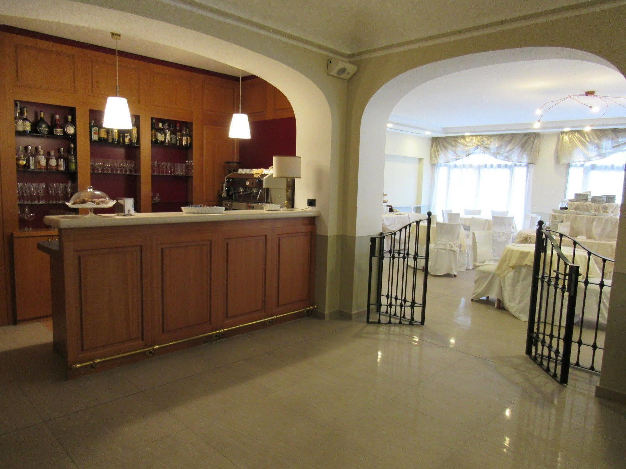 Green Hotel Settimo Torinese Bagian luar foto