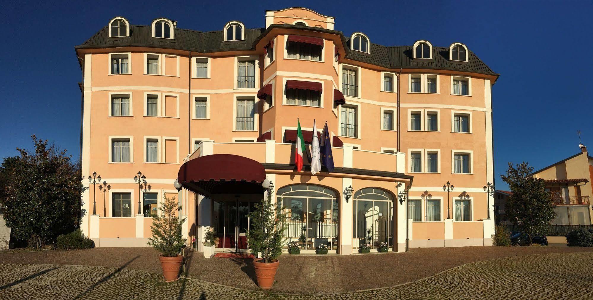 Green Hotel Settimo Torinese Bagian luar foto